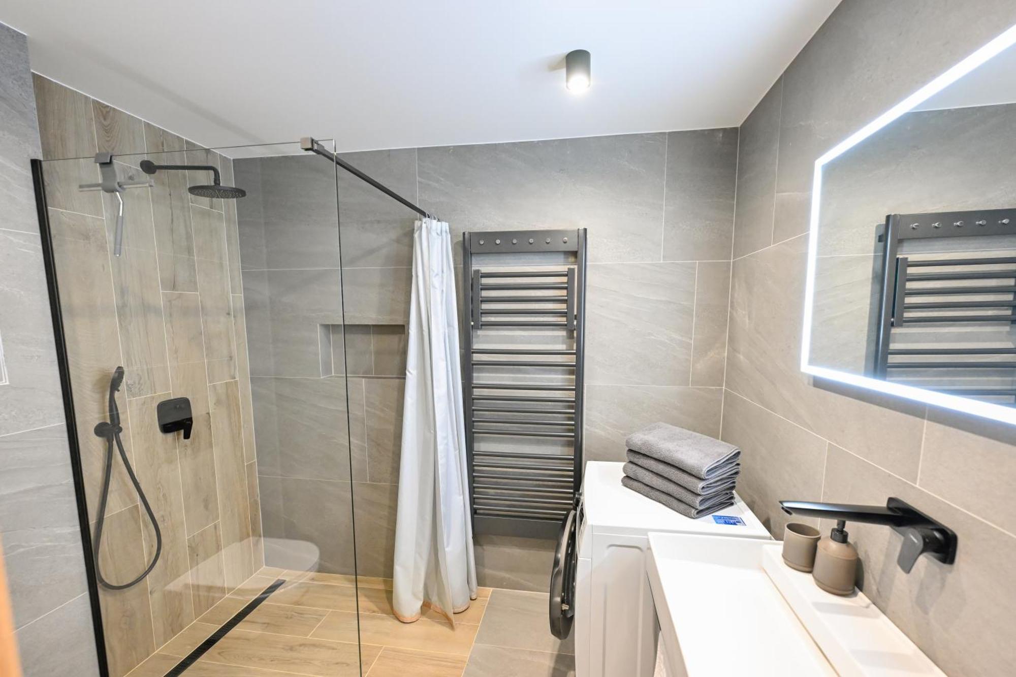 Hotel Ovruc - Rodinny Apartman 111 Štrbské Pleso Buitenkant foto